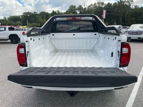 Used 2025 GMC Canyon AT4 w/ Nightfall Edition AWD/4WD image 21