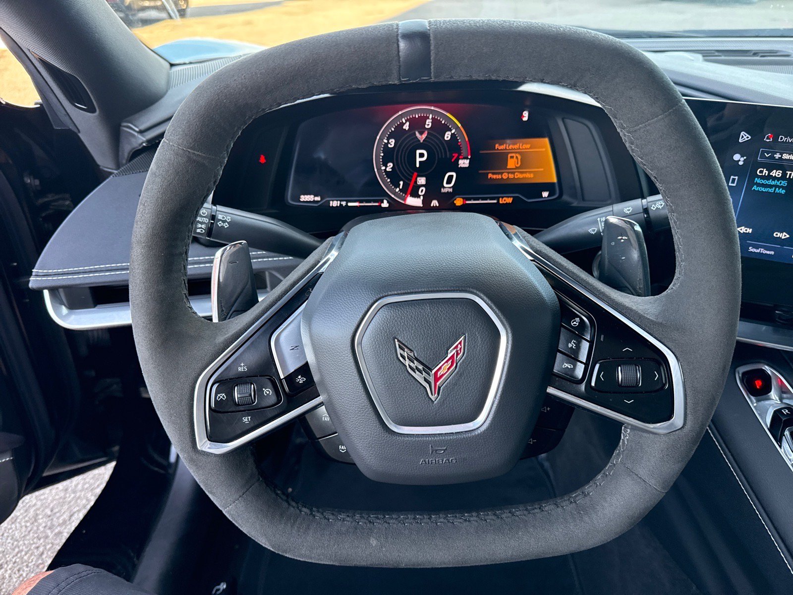 Used 2024 Chevrolet Corvette Stingray Preferred Cpe w/ Z51 Performance Package RWD image 11