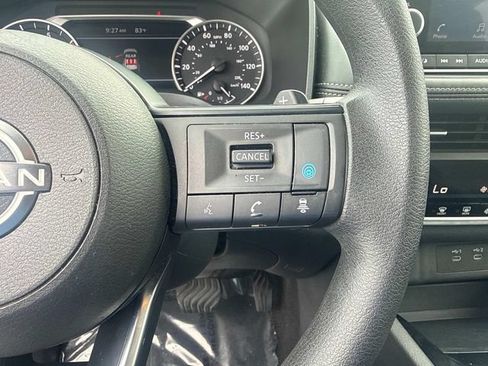 Used 2024 Nissan Rogue SV AWD/4WD image 28