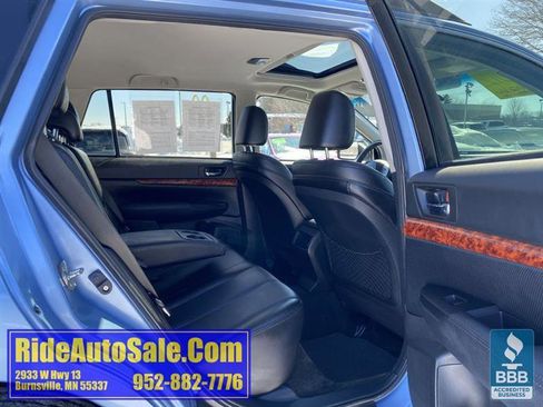 Used 2012 Subaru Outback 2.5i Limited image 16
