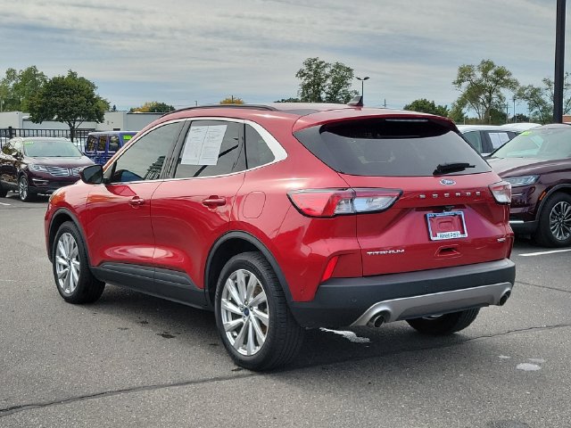 Used 2022 Ford Escape Titanium w/ Titanium Elite Package AWD/4WD image 3