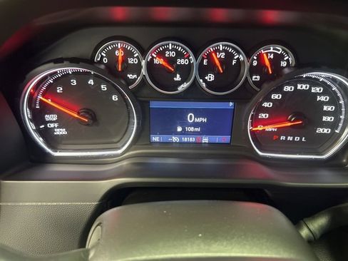 Used 2022 Chevrolet Silverado 1500 RST image 23