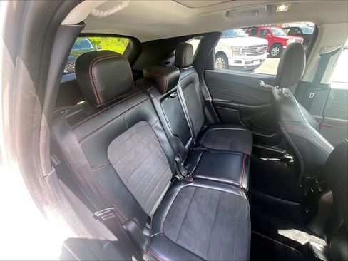Used 2022 Ford Escape SEL w/ SEL Stealth AWD Package image 19