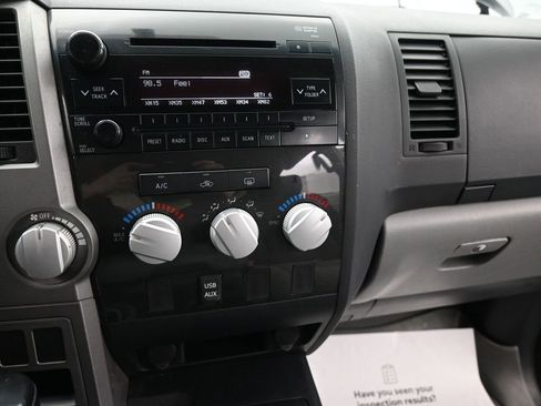 Used 2011 Toyota Tundra 4x4 CrewMax image 24