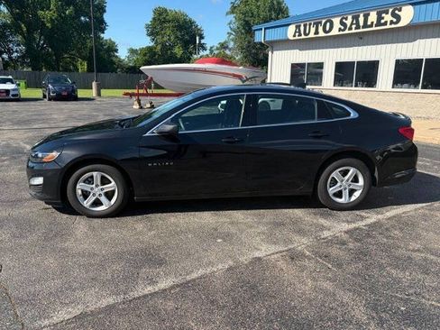 Used 2024 Chevrolet Malibu LS FWD image 3