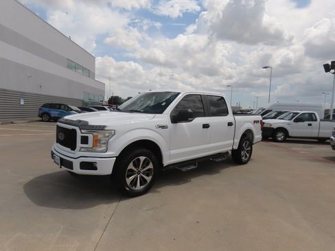 Used 2019 Ford F150 XL w/ Equipment Group 101A Mid AWD/4WD image 2