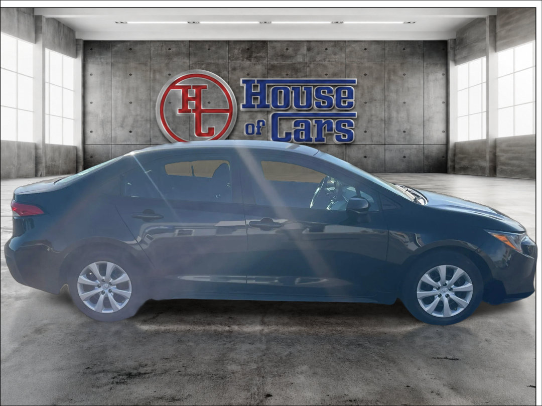 Used 2022 Toyota Corolla LE FWD image 4