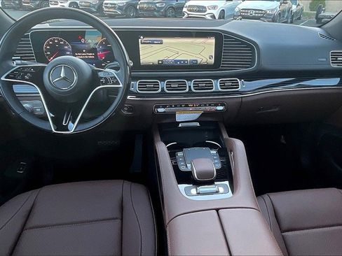 New 2026 Mercedes-Benz GLS 450 4MATIC image 5