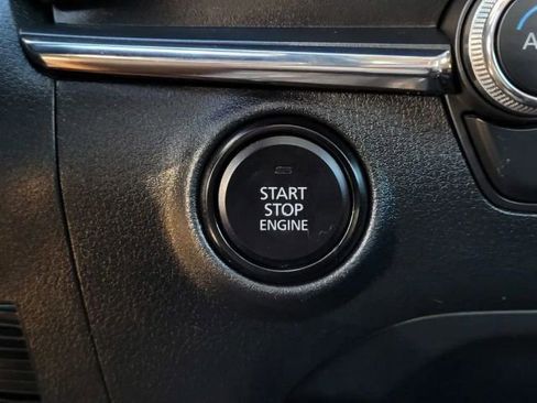 Used 2023 MAZDA MAZDA3 s AWD/4WD image 34