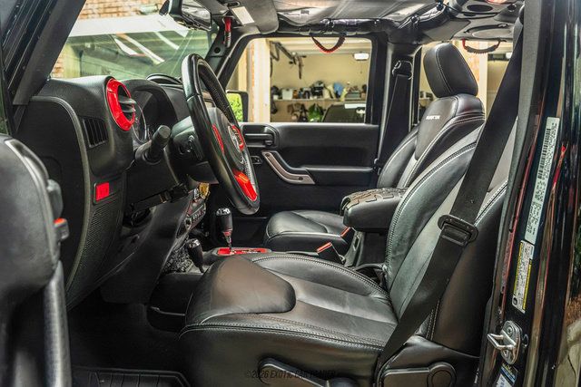 Used 2014 Jeep Wrangler Unlimited Rubicon AWD/4WD image 46