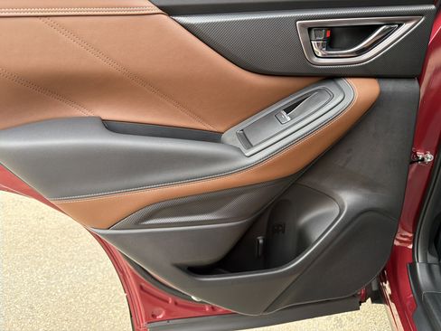 Used 2024 Subaru Forester Touring w/ Pop Package 2 image 21