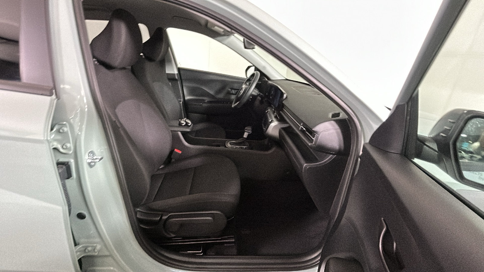 Used 2026 Hyundai Kona SEL Sport FWD image 38
