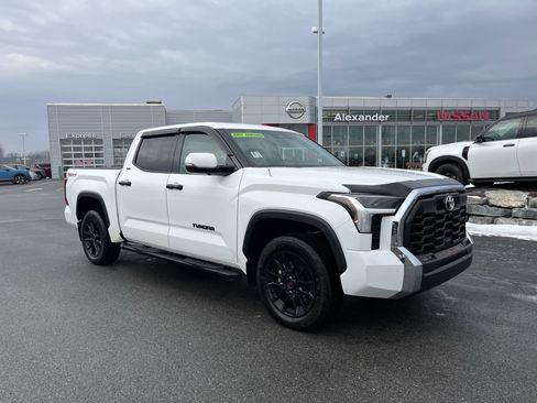 Used 2023 Toyota Tundra SR5 image 1