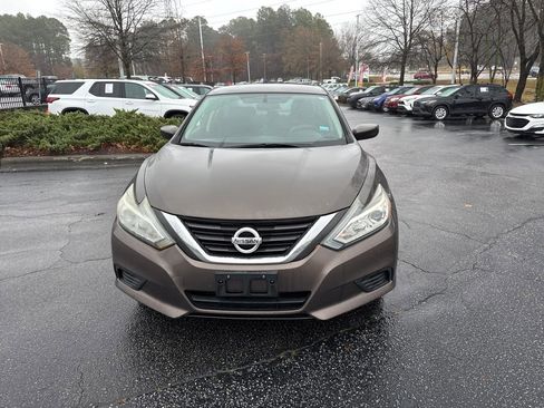 Used 2016 Nissan Altima 2.5 S w/ Power Driver Seat Package image 1