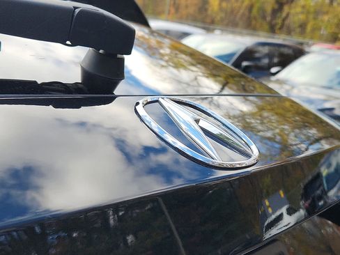 Used 2024 Acura MDX SH-AWD w/ Advance Package image 32