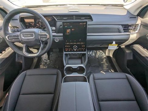 New 2026 GMC Terrain Denali w/ LPO, Floor Liner Package image 18