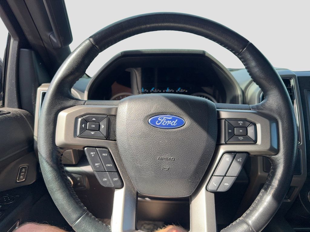 Used 2021 Ford Expedition XLT AWD/4WD image 15