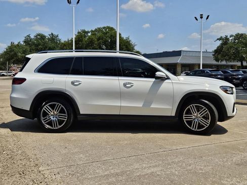 Used 2024 Mercedes-Benz GLS 450 4MATIC image 6