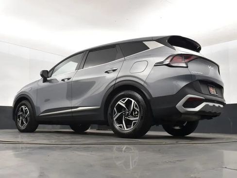 Used 2025 Kia Sportage LX FWD image 12