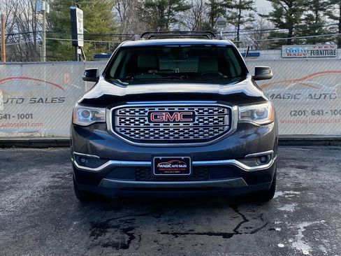 Used 2017 GMC Acadia Denali w/ Technology Package image 5