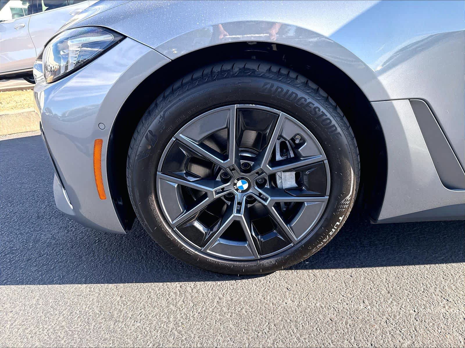 Used 2025 BMW i4 xDrive40i w/ Premium Package AWD/4WD image 33