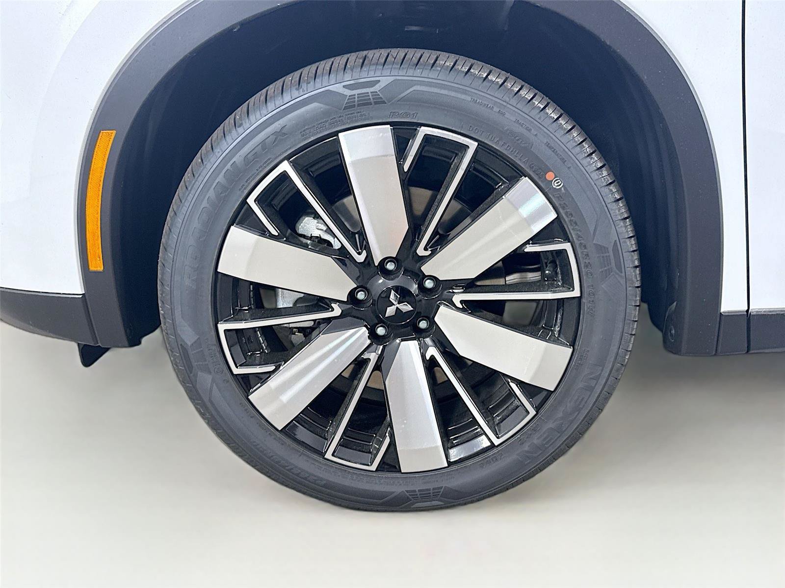 New 2026 Mitsubishi Outlander SE FWD image 27