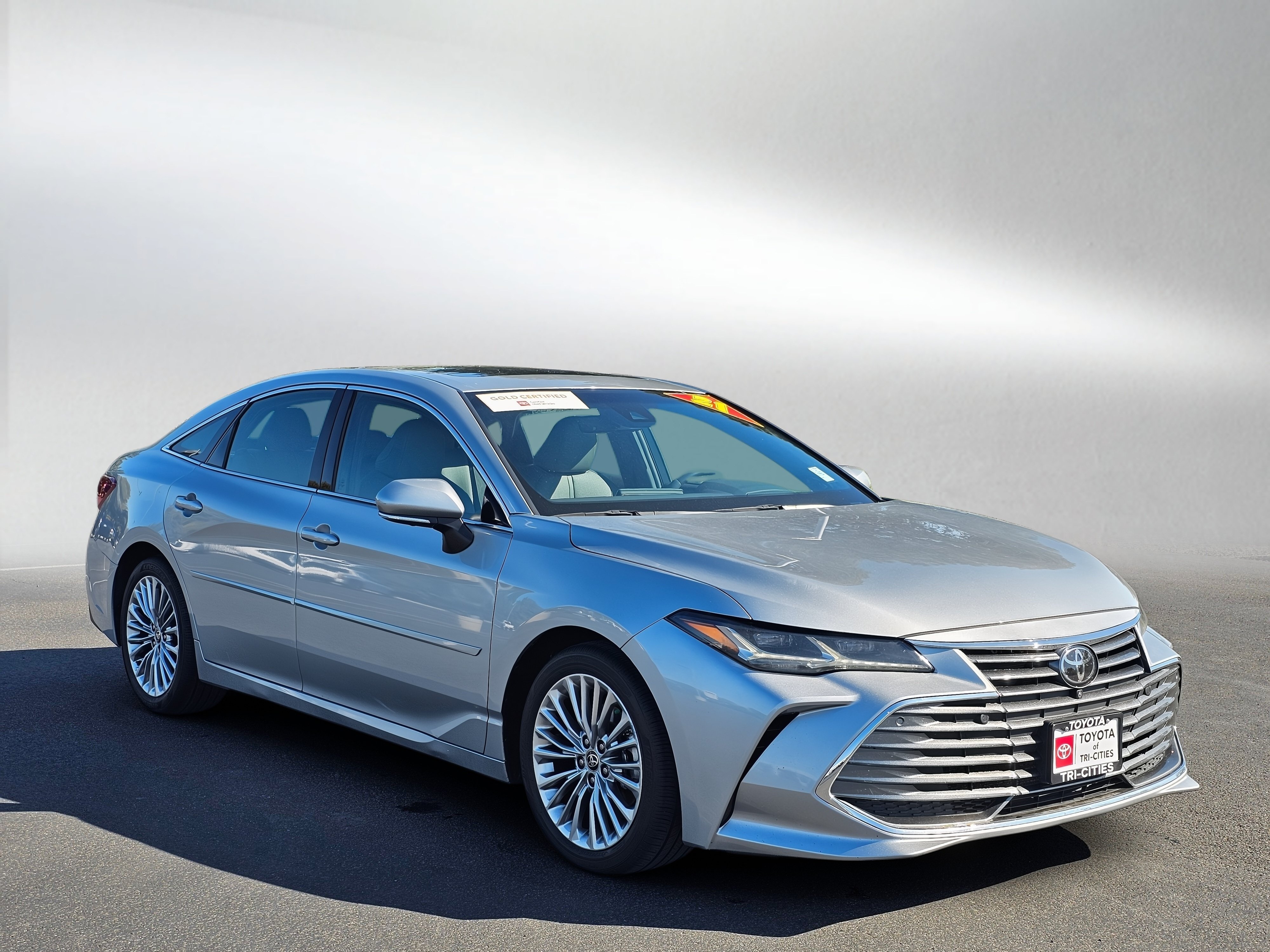 Certified 2021 Toyota Avalon Limited w/ Advanced Safety Package FWD image 6