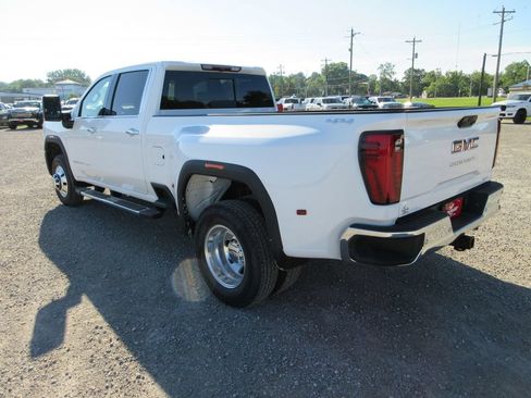 New 2026 GMC Sierra 3500 SLT w/ SLT Premium Package AWD/4WD image 9