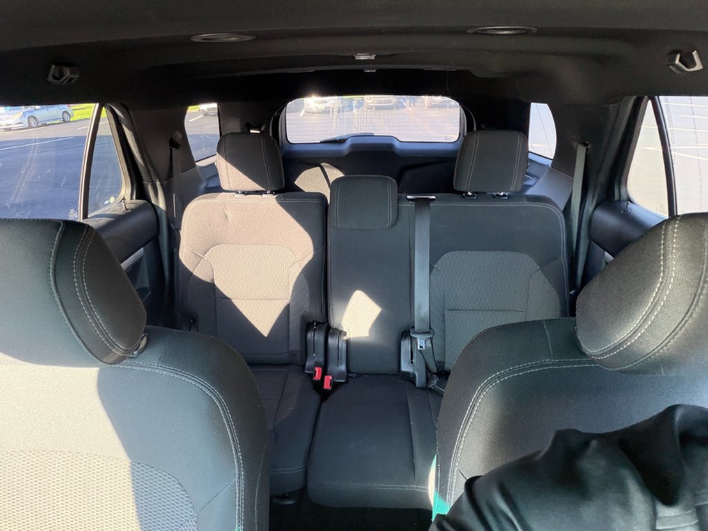 Used 2016 Ford Explorer XLT AWD/4WD image 8