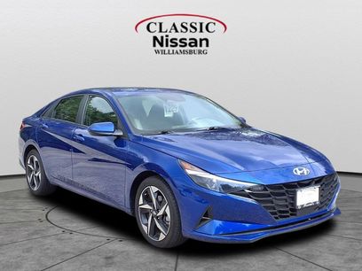 Used 2023 Hyundai Elantra SEL w/ Convenience Package