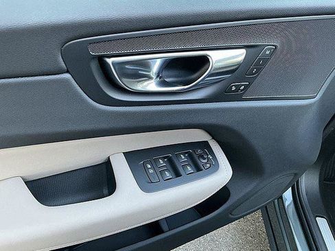 New 2026 Volvo XC60 B5 Plus w/ Climate Package AWD/4WD image 15