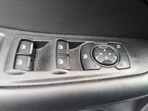 Used 2024 Ford Edge SE AWD/4WD image 16
