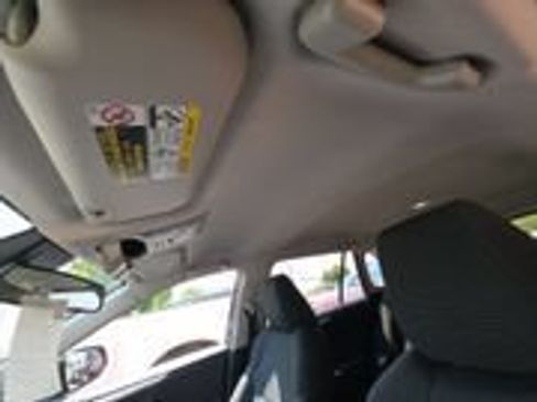 Used 2021 Toyota RAV4 LE FWD image 15