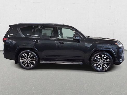 New 2026 Lexus LX 700h Luxury w/ Appearance Package image 4