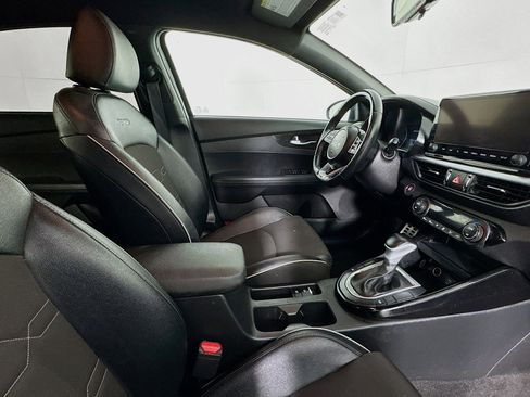 Used 2023 Kia Forte GT-Line w/ GT-Line Technology Package image 28