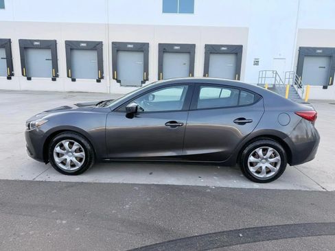 Used 2015 MAZDA MAZDA3 i Sport FWD image 2