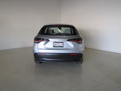 Certified 2025 Honda HR-V LX image 22