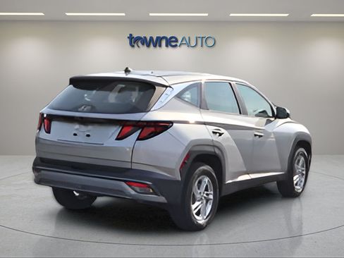 Used 2026 Hyundai Tucson SE AWD/4WD image 5