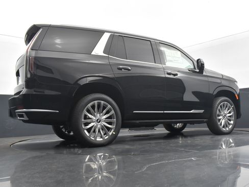 New 2024 Cadillac Escalade Premium Luxury image 19