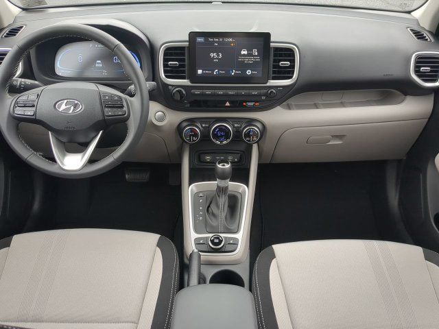 Used 2026 Hyundai Venue SEL FWD image 14
