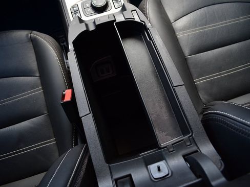 Used 2024 GMC Terrain Denali w/ Denali Premium Package image 34