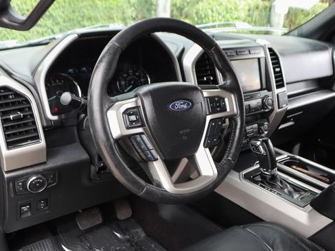 Used 2020 Ford F150 Lariat RWD image 18