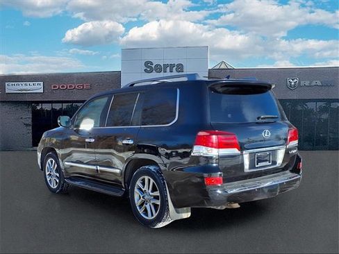 Used 2014 Lexus LX 570 4WD image 4