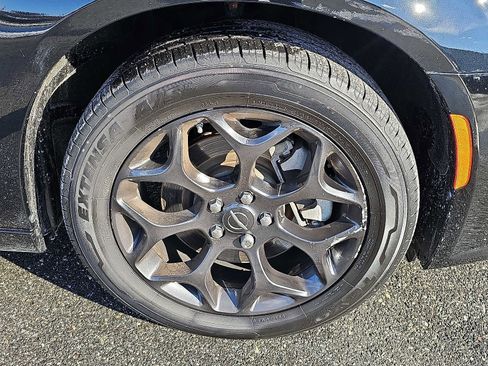 Used 2023 Chrysler 300 Touring L w/ Comfort Group image 8