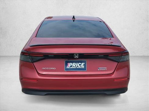 Used 2024 Honda Accord Sport image 6