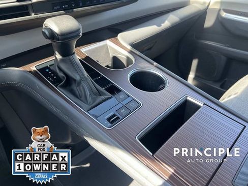 Used 2024 Toyota Sienna LE image 27