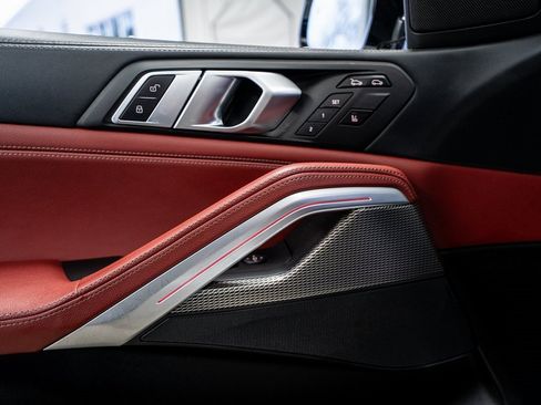 Used 2020 BMW X6 xDrive40i w/ M Sport Package image 34