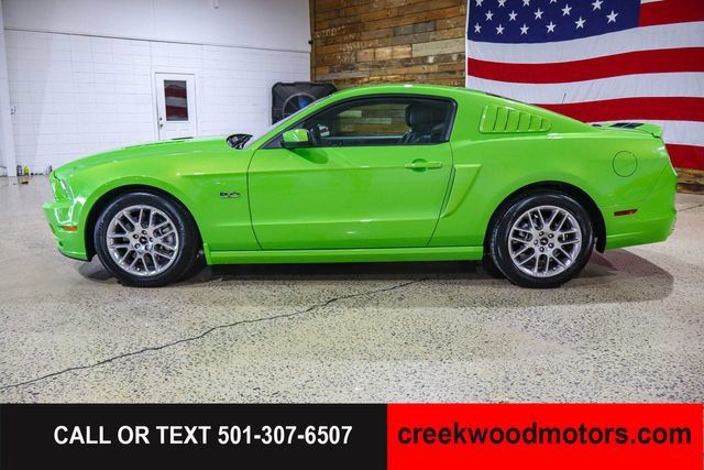 Used 2013 Ford Mustang GT Premium w/ Security Pkg RWD image 12