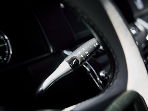 Used 2023 Rolls-Royce Cullinan AWD/4WD image 63