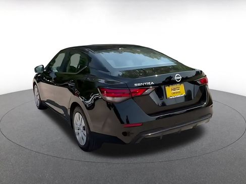 Used 2025 Nissan Sentra S FWD image 10